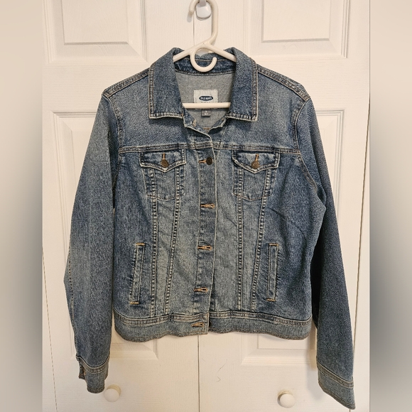 Old Navy Jackets & Blazers - Old Navy Denim (Jean) Trucker Jacket Womens Size L